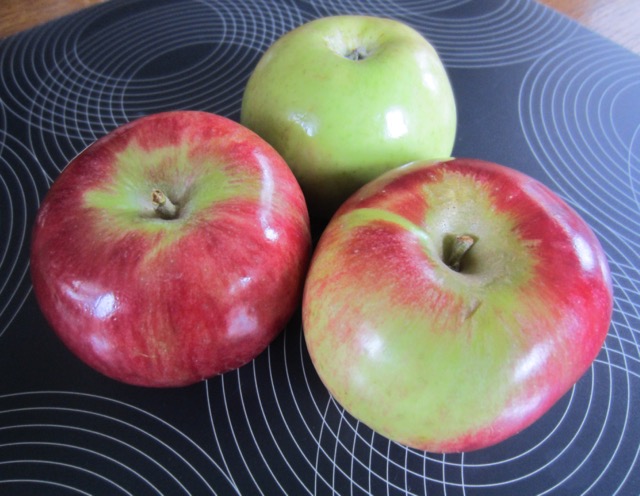 Cortland – Yes! Apples